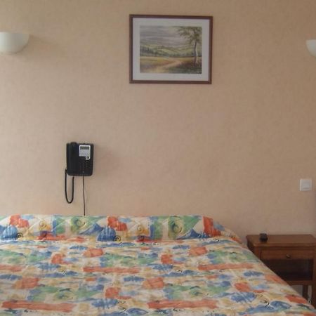 Auberge Les Muriers La Ferté-Hauterive Kültér fotó